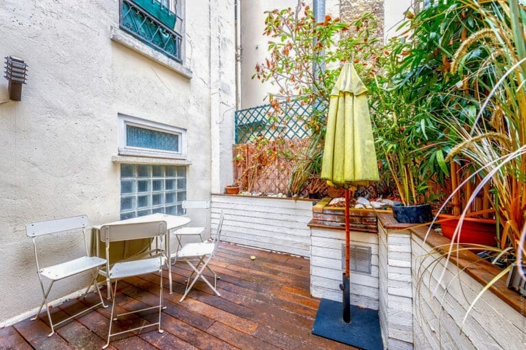 Apartment Leonie France