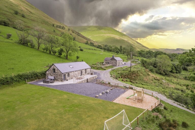 Cwm Cywarch Valley Barn United Kingdom