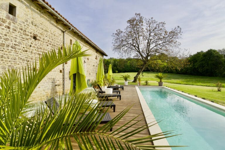 Mas Des Fleurs France