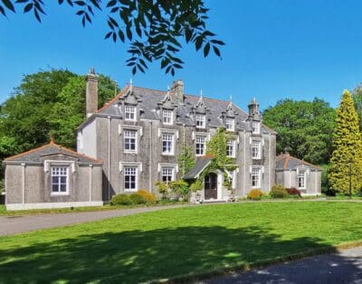 Pontardawe Country House United Kingdom