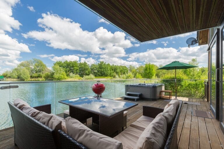 Rent Apartment Almond Foxglove Wiltshire