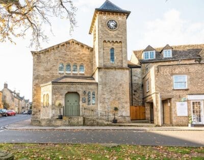 Rent Apartment Amethyst Ghost Tree Cotswolds