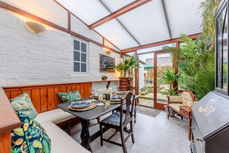 Rent Apartment Arctic Almendro Worcestershire