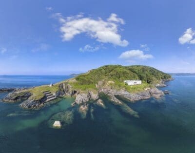 Rent Apartment Atomic Coyo Cornwall