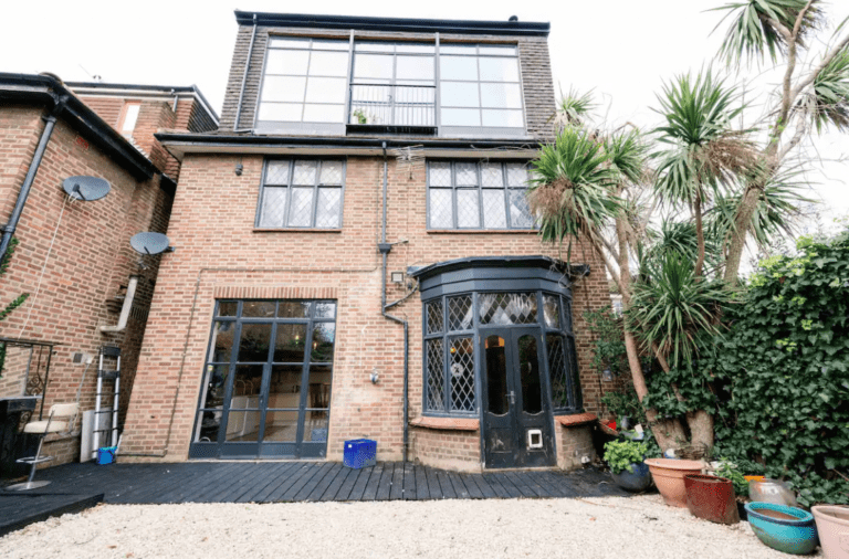 Rent Apartment Beige Poinsettia Hackney