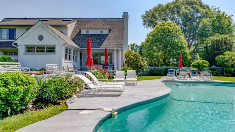 Rent Apartment Bleu Blackhaw The Hamptons