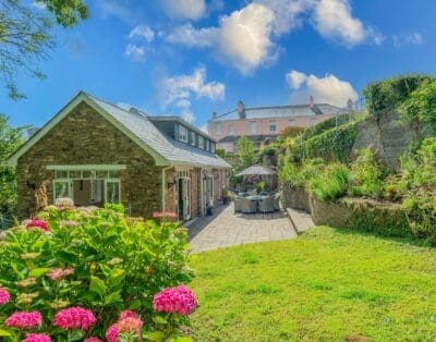 Rent Apartment Brink Paperbark Salcombe