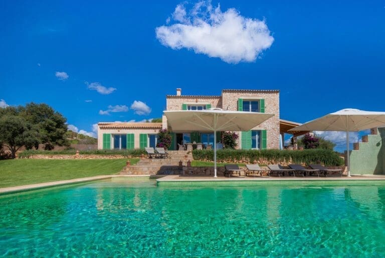 Rent Apartment Brown Daisy Mallorca