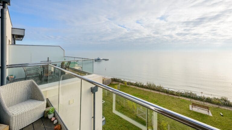 Rent Apartment Brown Horseradish Isle of Wight