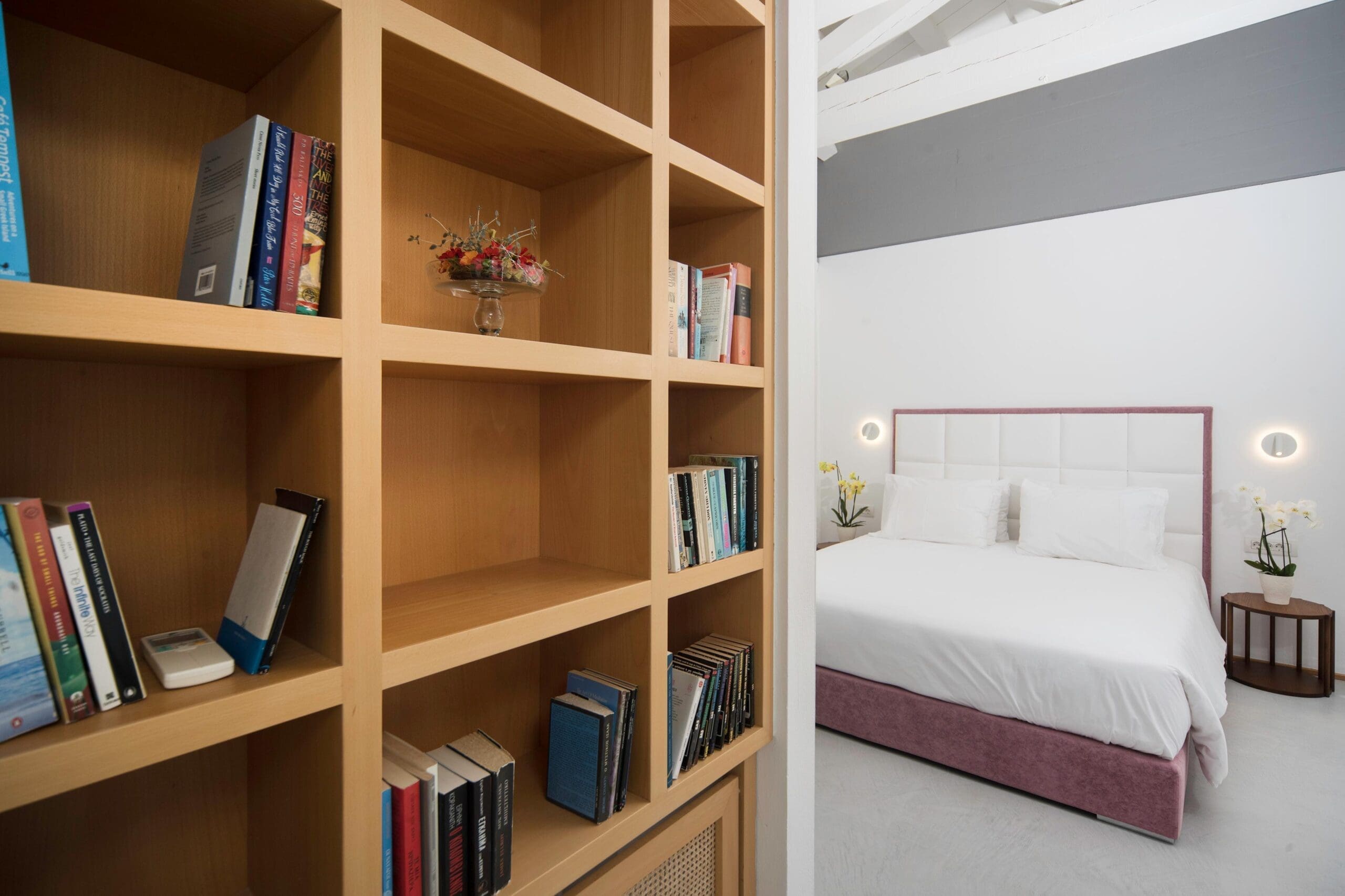Rent Apartment Burgundy Larkspur Corfu