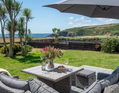 Rent Apartment Burlywood Life Cornwall