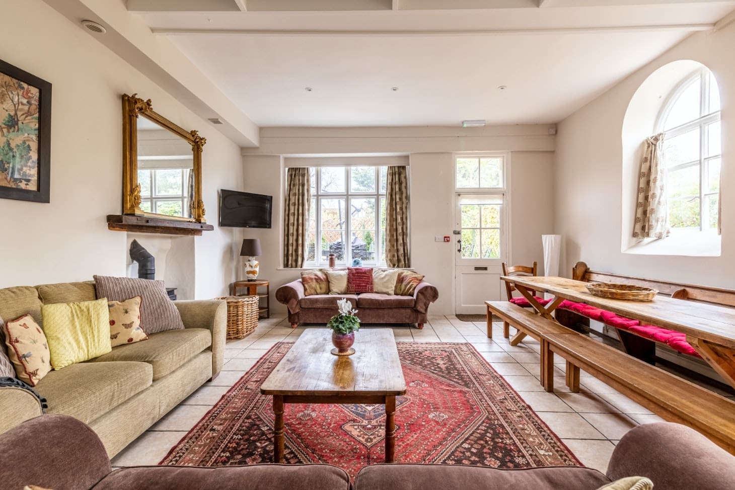 Rent Apartment Candy Popcorn Cotswolds
