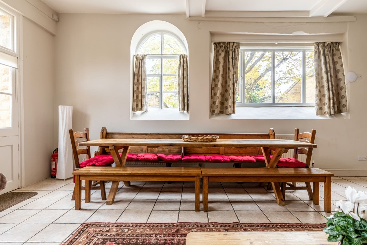 Rent Apartment Candy Popcorn Cotswolds
