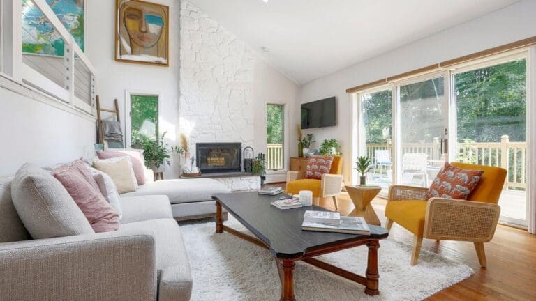 Rent Apartment Candy Shaddock New York