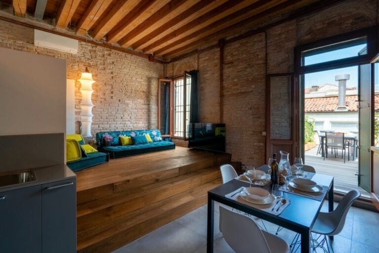Rent Apartment Cerise Giant Cannaregio