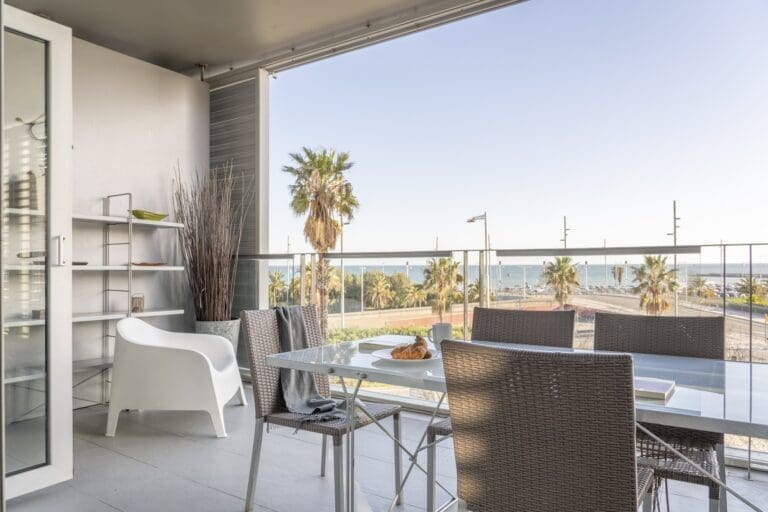 Rent Apartment Charcoal Wild Diagonal Mar