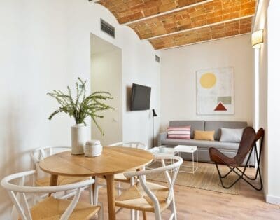 Rent Apartment Cinnamon Mayan Sants-Les Corts