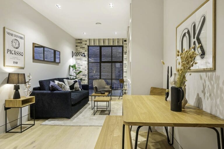 Rent Apartment Citrine Oleander Holborn