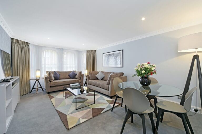 Rent Apartment Cobalt Salix Mayfair