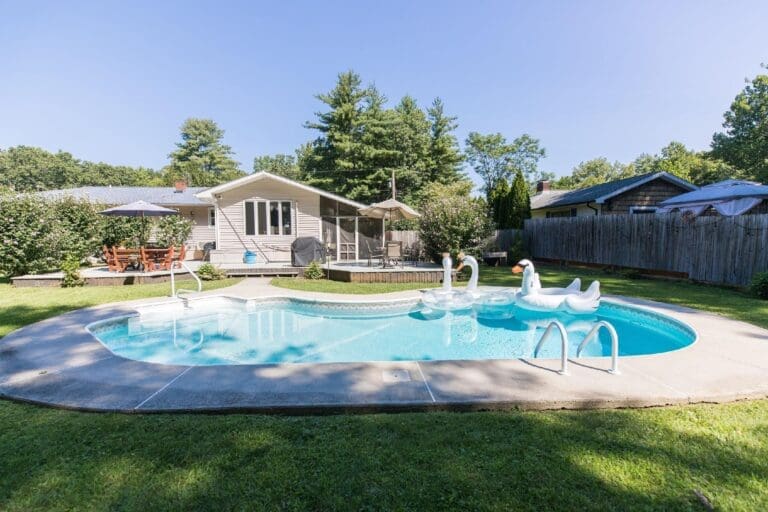 Rent Apartment Cocoa Kangaroo New York