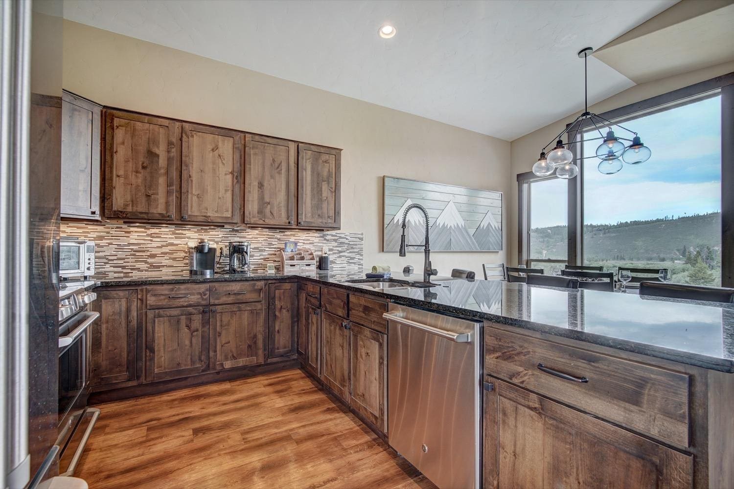 Rent Apartment Coconut Cypress Colorado
