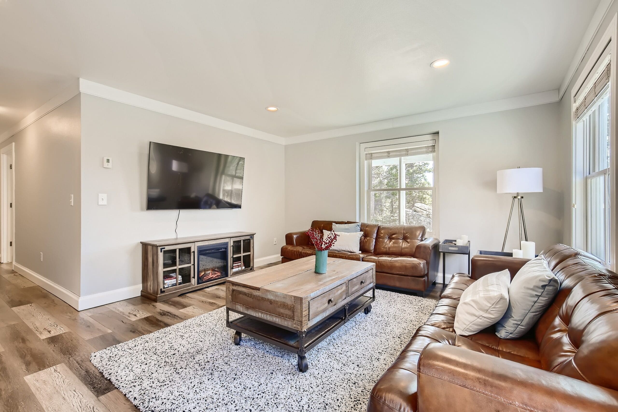Rent Apartment Cola White Colorado