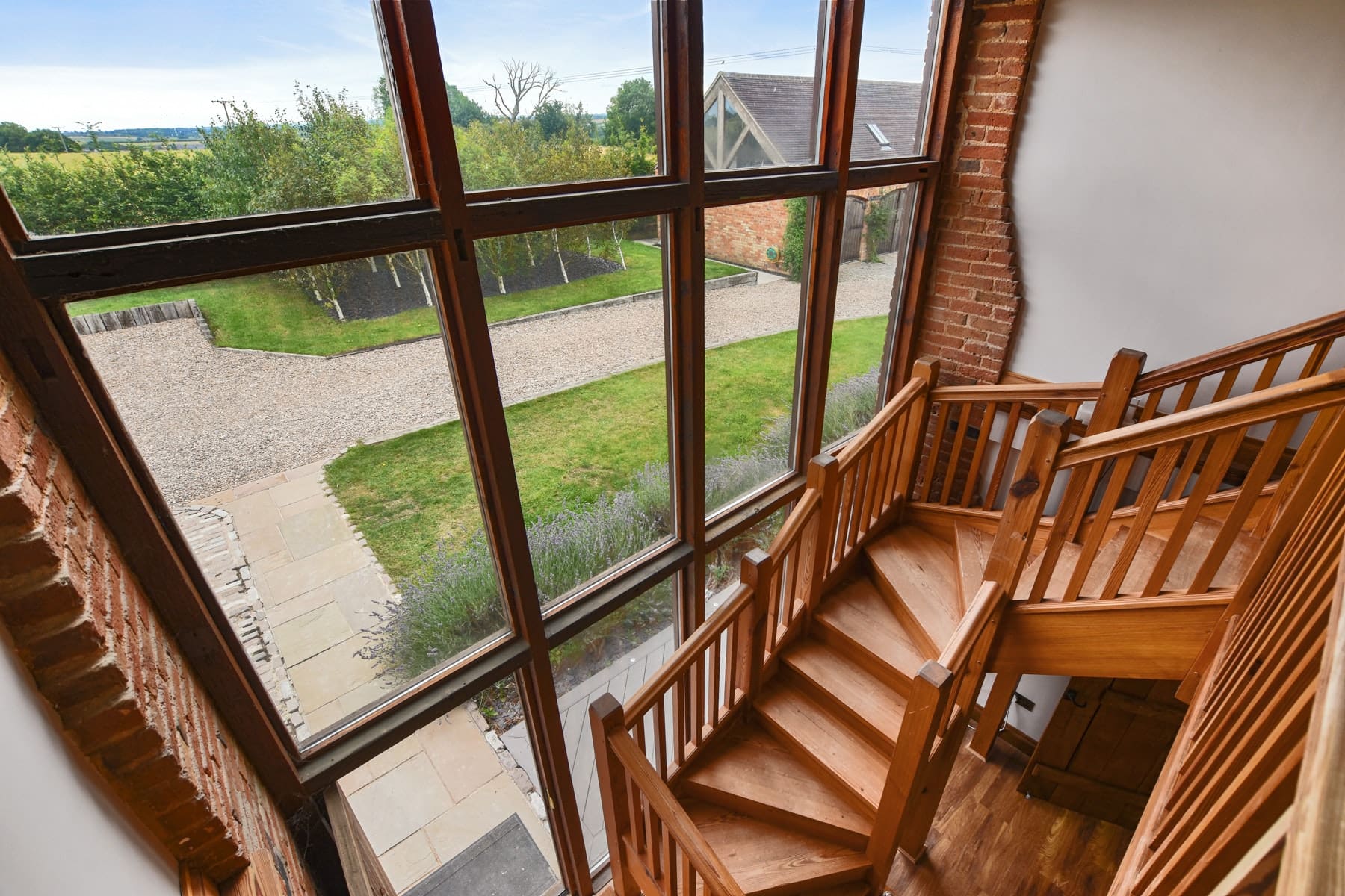 Rent Apartment Cornflower Curly Nottinghamshire