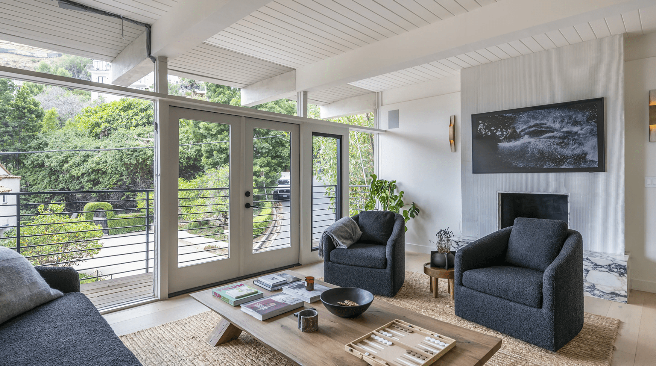 Rent Apartment Cornsilk Candleberry Laurel Canyon