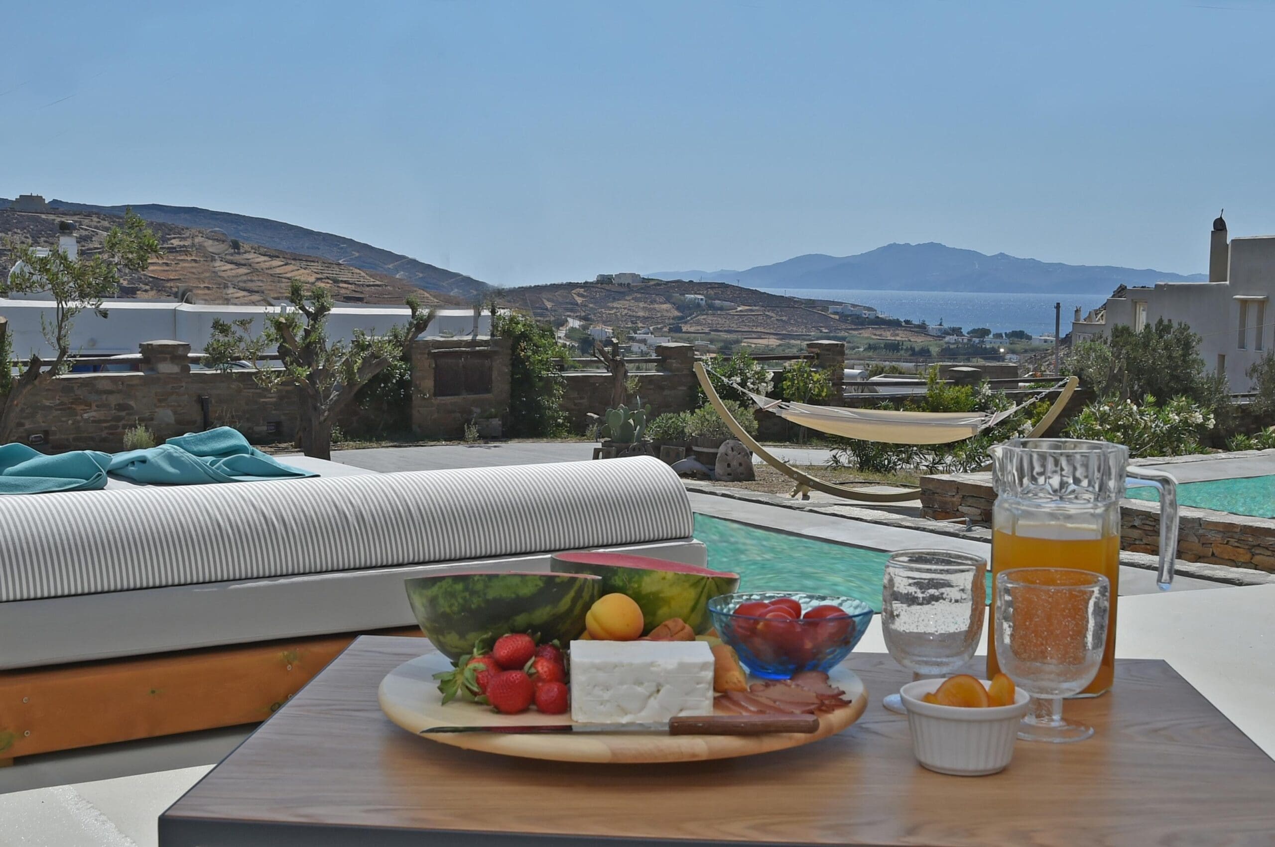 Rent Apartment Cornsilk Emerald Greece