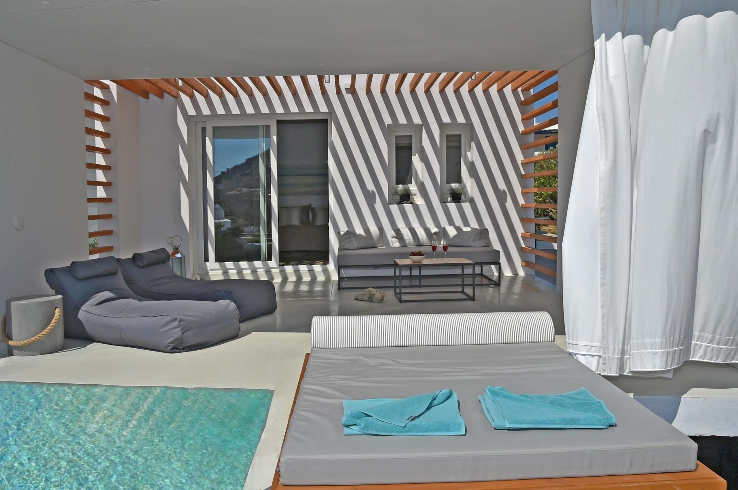 Rent Apartment Cornsilk Emerald Greece