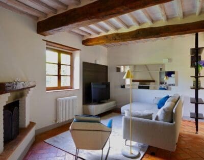 Rent Apartment Cosmos Moon Tuscany