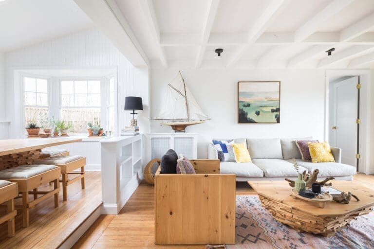 Rent Apartment Crimson Franklinia Montauk