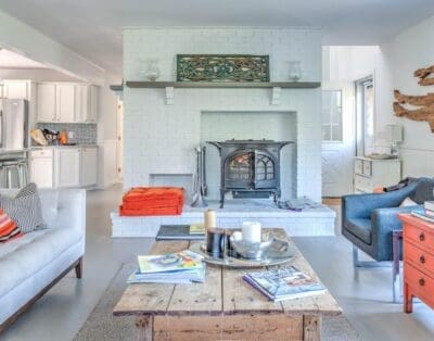 Rent Apartment Dark Popcorn Montauk