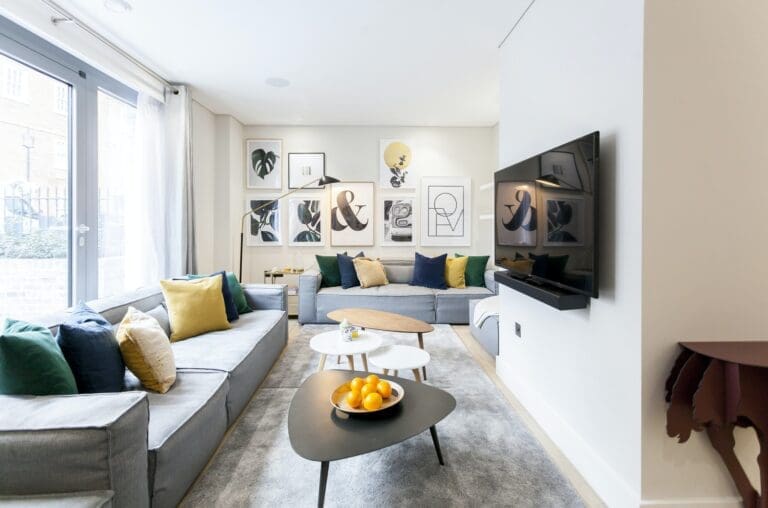 Rent Apartment Diamond Mescal Victoria