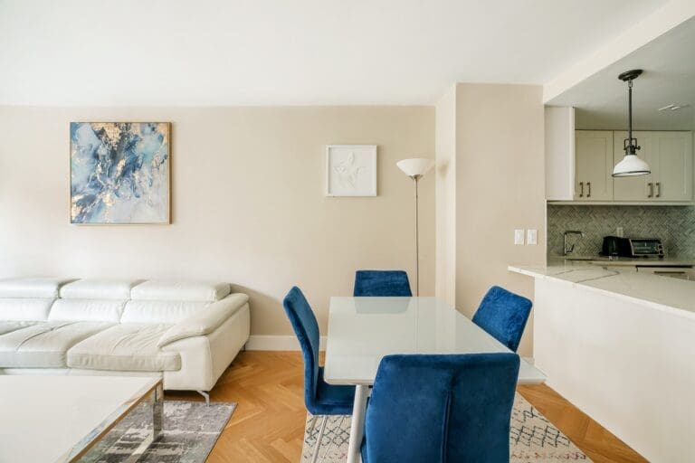 Rent Apartment Dodger Bird Upper East Side