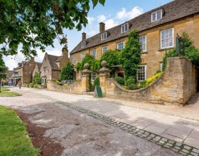 Rent Apartment Dogwood Obsidian Cotswolds