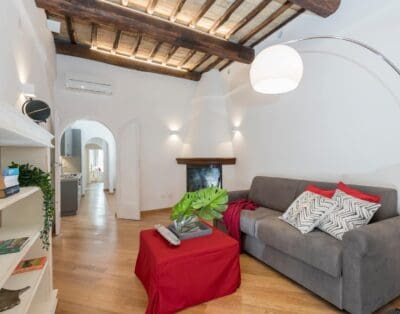 Rent Apartment Electric White Navona