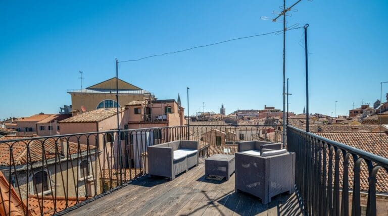 Rent Apartment Engine Whitewood San Marco