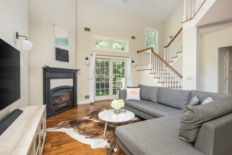 Rent Apartment Eyes Zinnia The North Fork