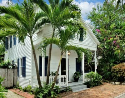 Rent Apartment Flamingo Saber Key West