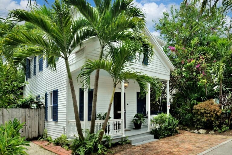 Rent Apartment Flamingo Saber Key West