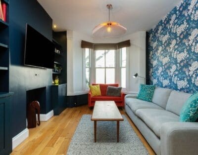 Rent Apartment Floral Makalani Islington