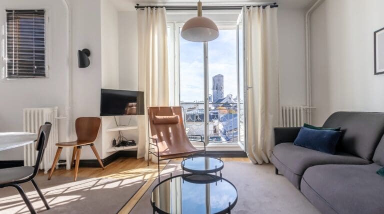 Rent Apartment Foil Palmyra South Pigalle