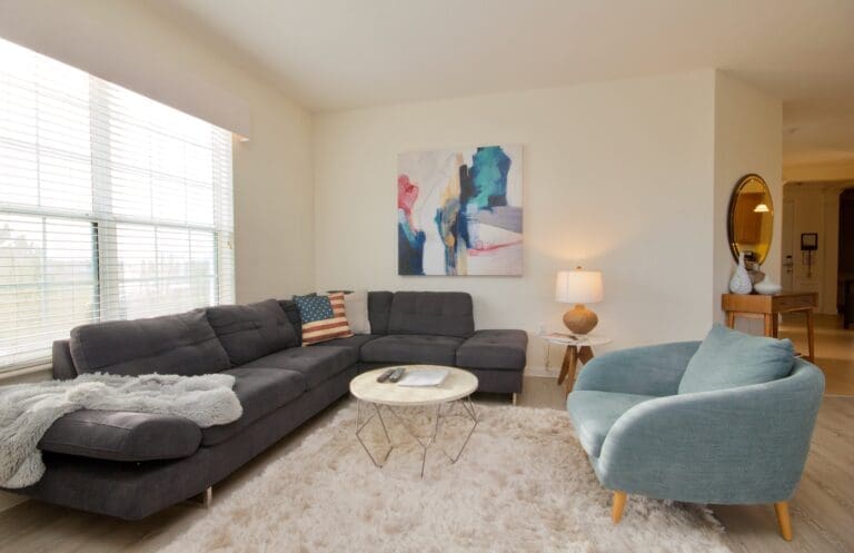 Rent Apartment Golden Pitchapple Florida