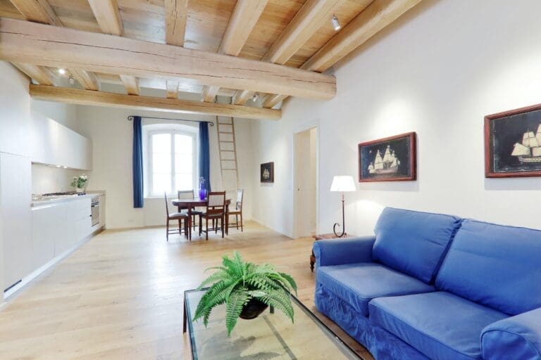 Rent Apartment Green-Yellow Satsuma Italy