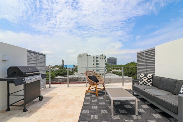 Rent Apartment Grey Gingko Miami Beach