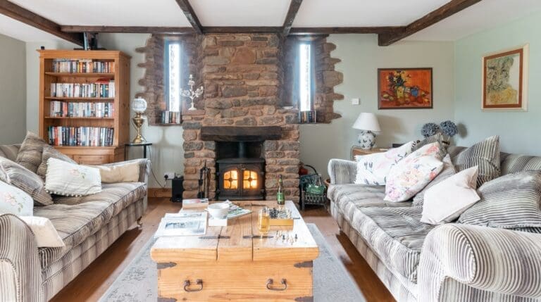 Rent Apartment Honeydew Santo Gwent