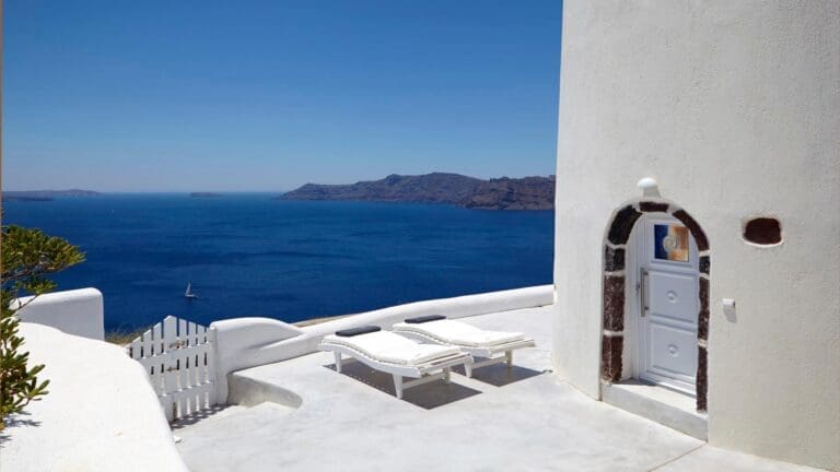 Rent Apartment Hot Bush Santorini