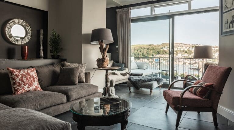 Rent Apartment Illuminating Royal Fowey