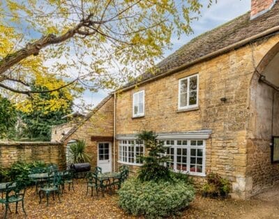 Rent Apartment Imperial Sabre Cotswolds